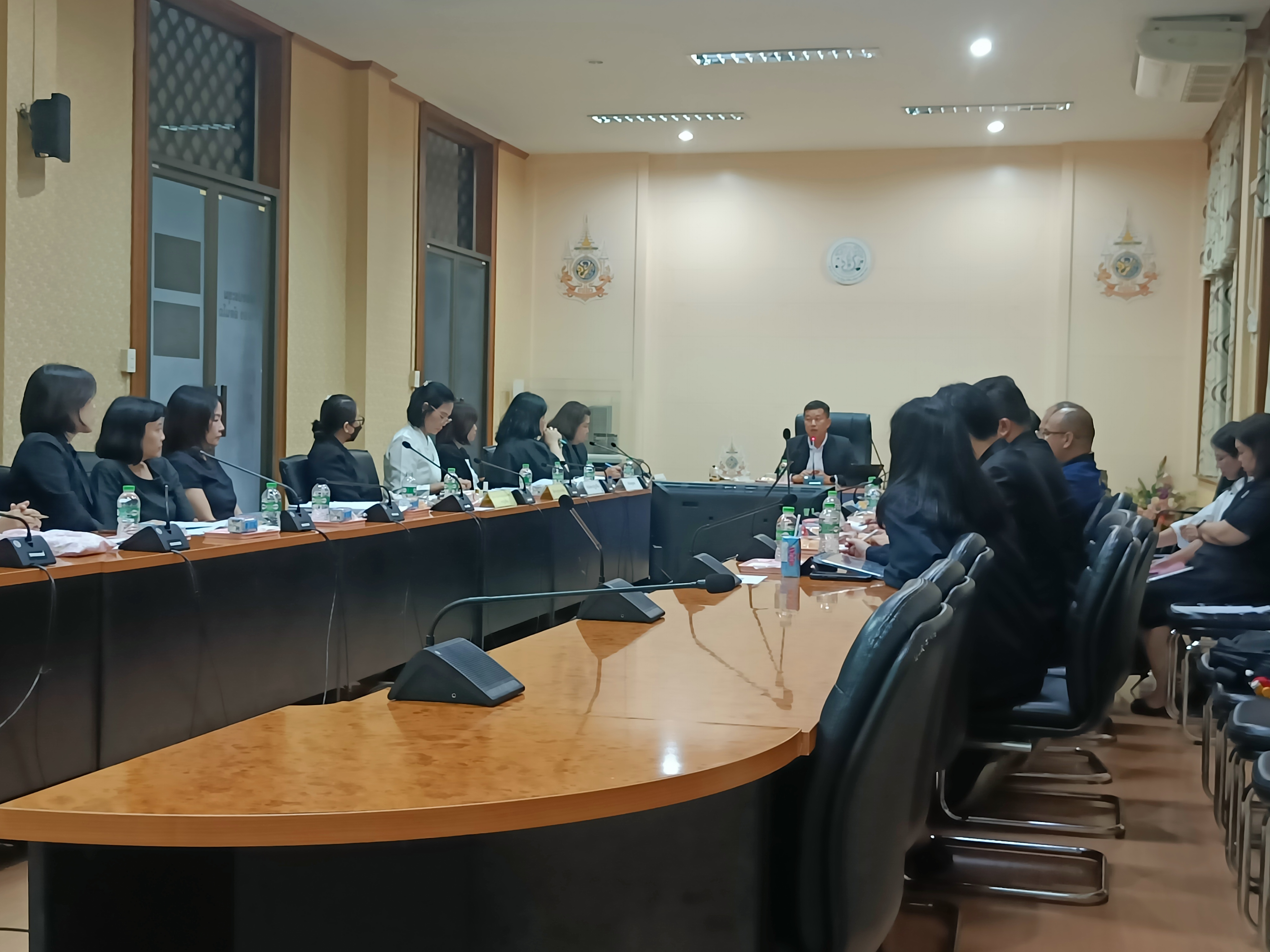 title - ประชุมคณะทำงานขับเคลื่อนการปฏิบัติตามพระราชบัญญัติการอำนวยความสะดวกในการพิจารณาอนุญาตและการให้บริการแก่ประชาชน พ.ศ. 2569 ครั้งที่ 1/2569 พร้อมประชุมผ่านระบบออนไลน์ GDCC Space Plus